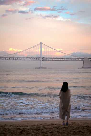 Sunset ocean view near Busan hotel Avani Central Busan overlooking Gwangalli Bridge