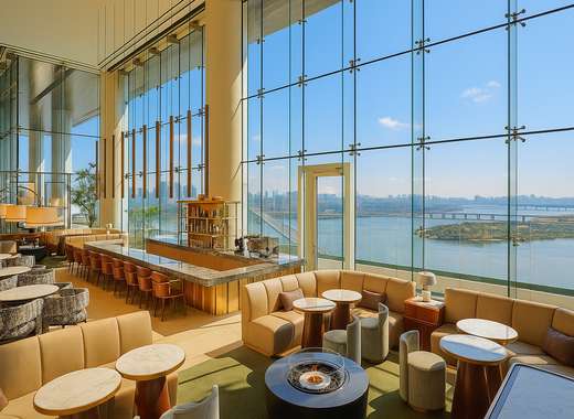 Hotel Naru Seoul MGallery lounge with bright daylight and Han River view