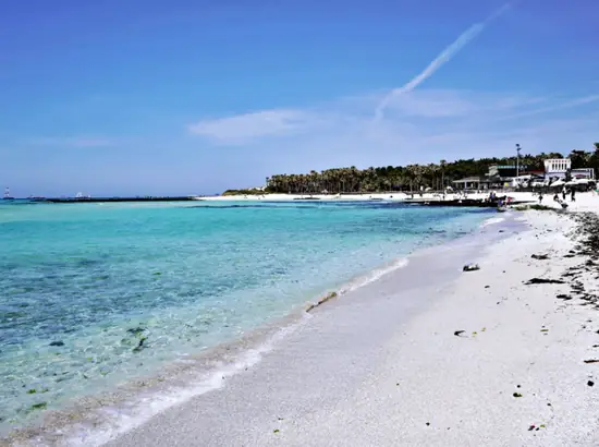 Turquoise beach coastline on Jeju’s west coast, scenic stop for an aewol jeju itinerary