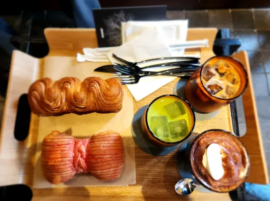 Cafe desserts and iced drinks in Apgujeong Rodeo – apgujeong rodeo restaurants