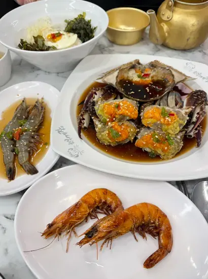 Soy-marinated crab and shrimp jang set near Dongdaemun Design Plaza, a classic choice for dongdaemun design plaza food