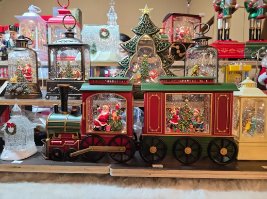 Gwanghwamun Market stamp tour shopping photo: Christmas gift decorations and Santa train display at Gwanghwamun Square